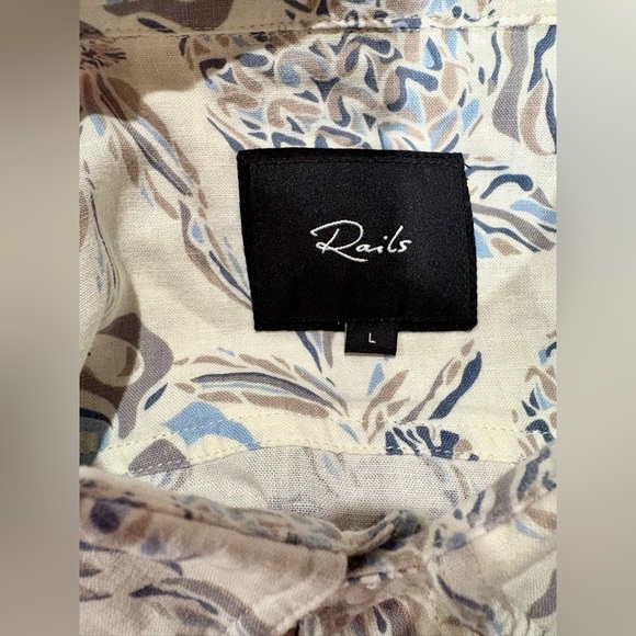 Rails Short Sleeves Dress Shirt - Picture 4 of 4